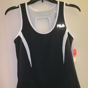 FILA women’s fitness top size M